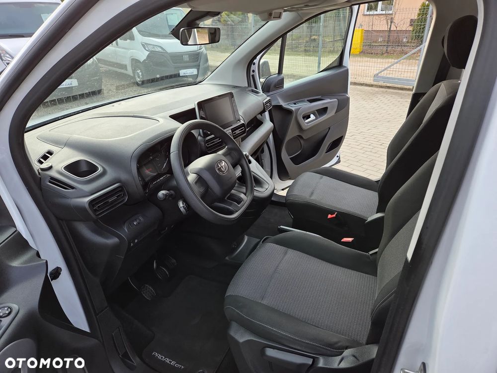 Toyota Proace City Verso 1.5 D-4D Business - 14