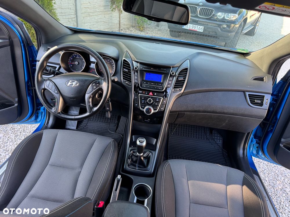 Hyundai i30 1.4 GO Plus - 29