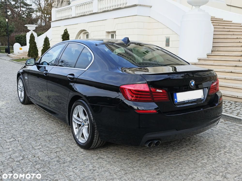 BMW Seria 5 520d xDrive - 11