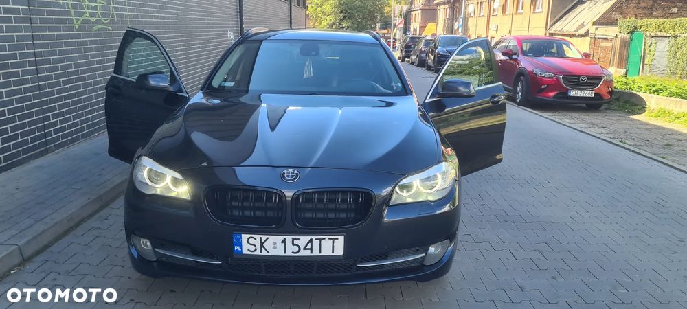 BMW Seria 5 525d - 3