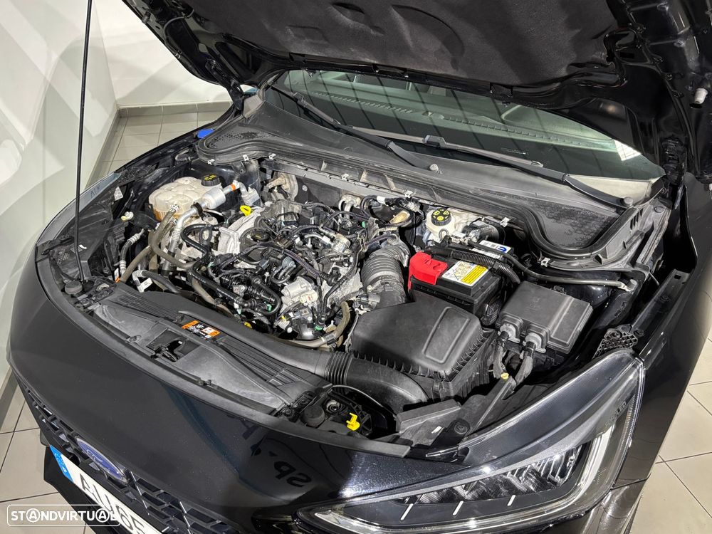 Ford Focus 1.0 EcoBoost MHEV ST-Line - 28