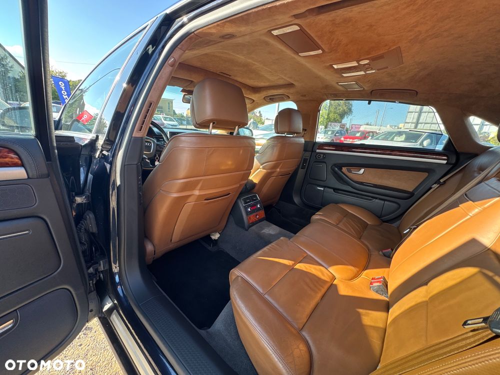 Audi A8 4.2 quattro Langversion - 24