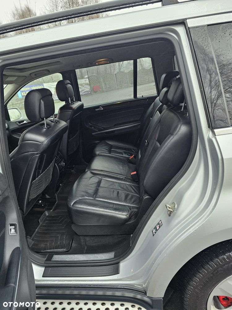 Mercedes-Benz GL - 6