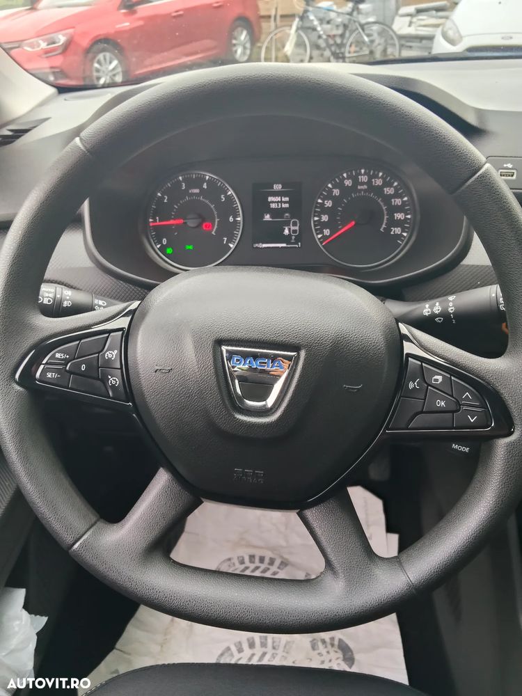 Dacia Sandero Stepway TCe 90 Comfort - 16