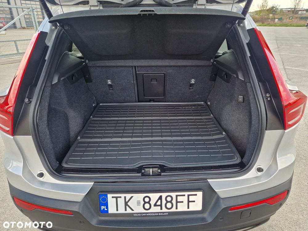 Volvo XC 40 B5 AWD Ultimate Dark - 23
