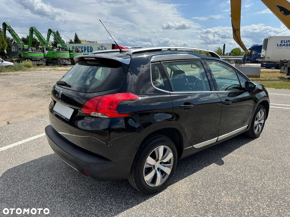 Peugeot 2008 1.2 Pure Tech GPF Allure S&S - 8