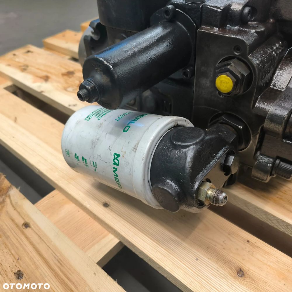 Pompa jazdy 516156 Sauer Danfoss 90R075 Bobcat T - 7