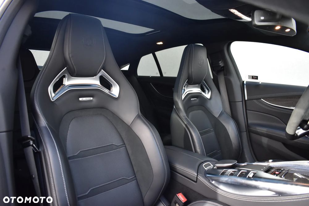 Mercedes-Benz AMG GT - 16