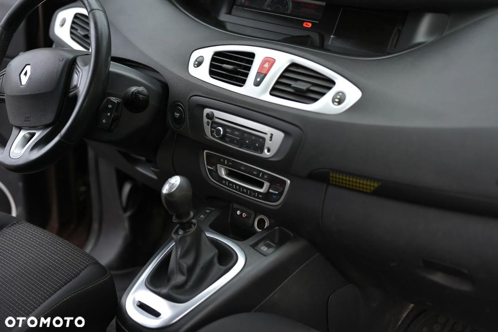 Renault Scenic 1.9 dCi Confort Expression - 29