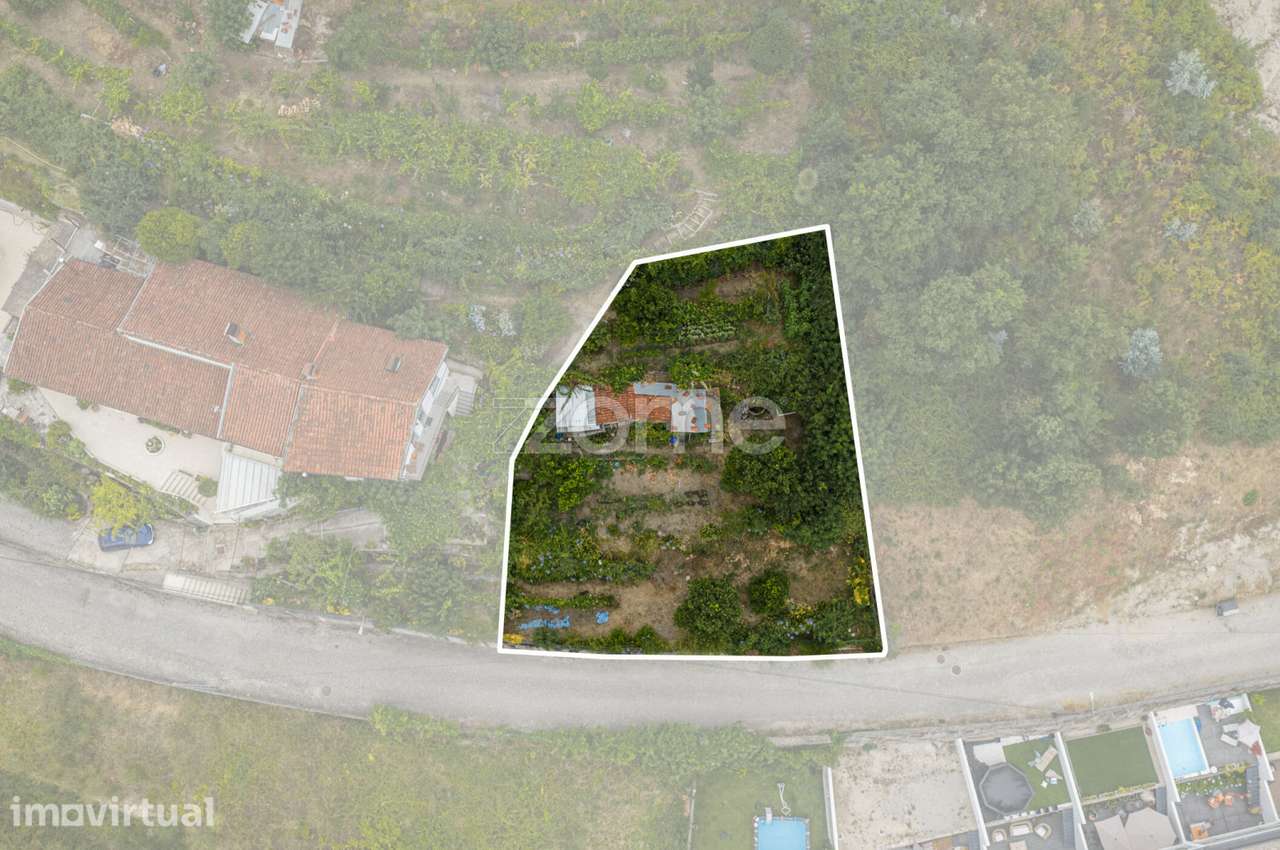 Terreno  - Moradia Individual - Lomar - Grande imagem: 2/21