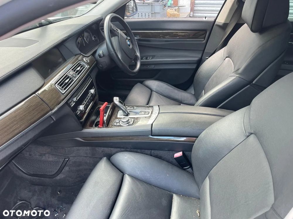 BMW Seria 7 - 5