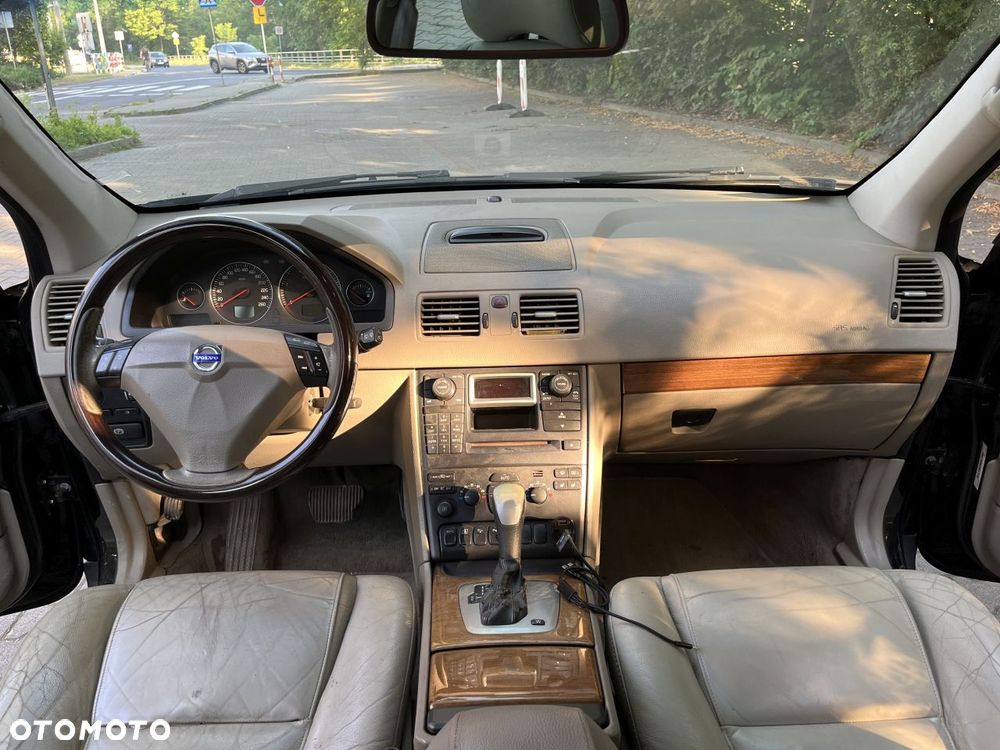 Volvo XC 90 2.4 D5 - 11