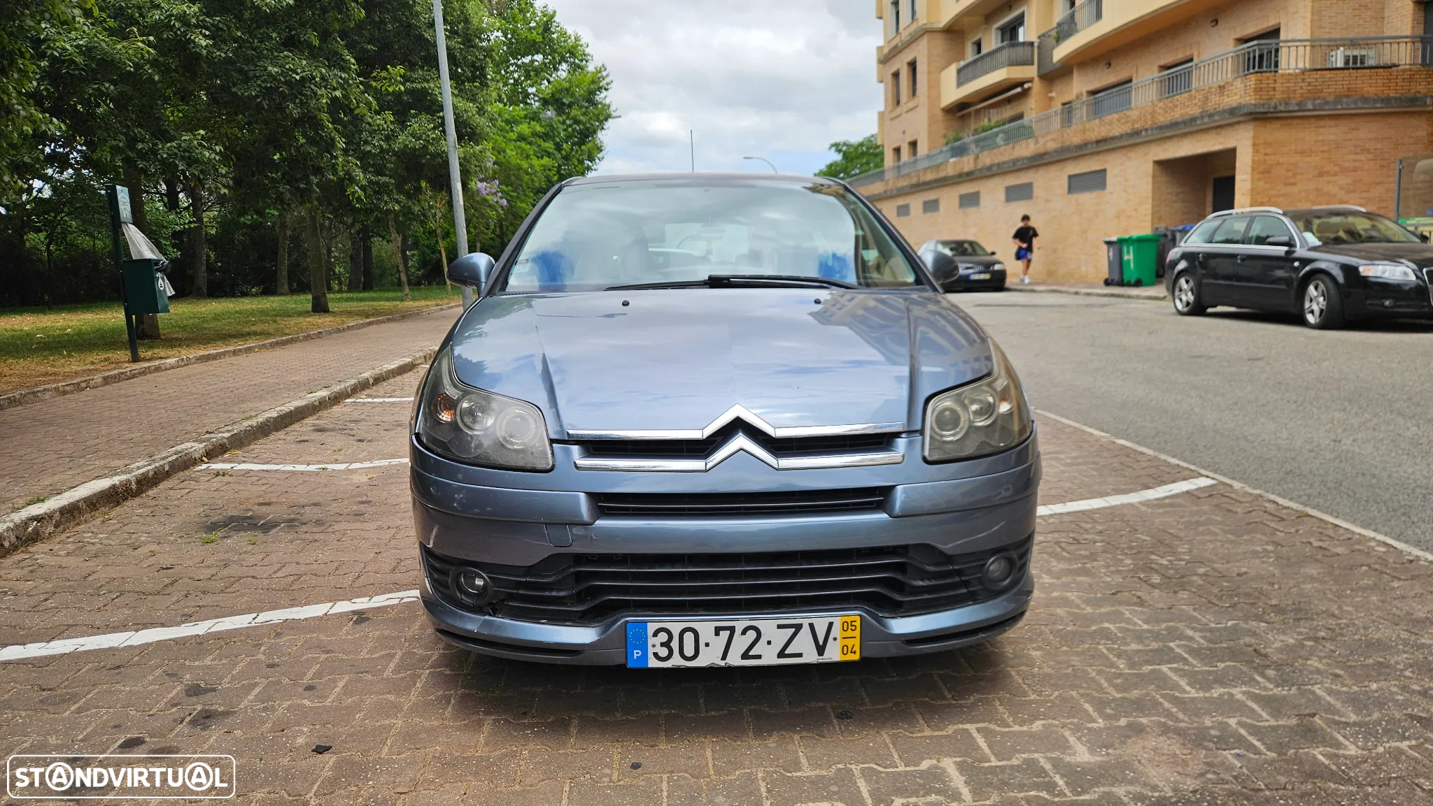 Citroën C4 1.6 HDi 110 Exclusive - 3