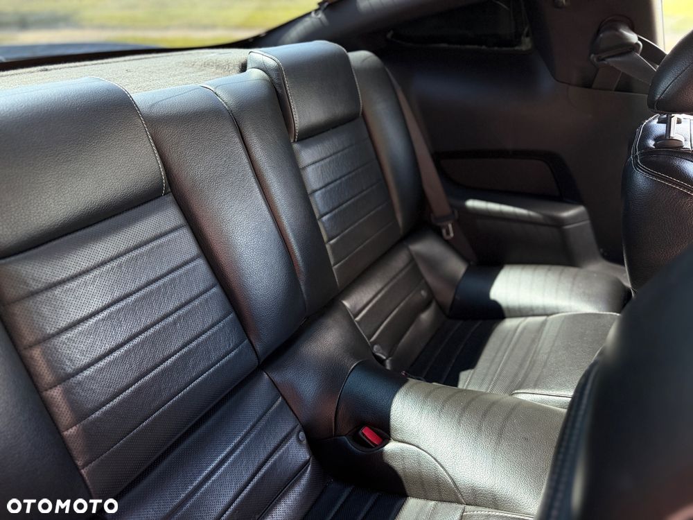 Ford Mustang 4.6 V8 GT Premium - 9