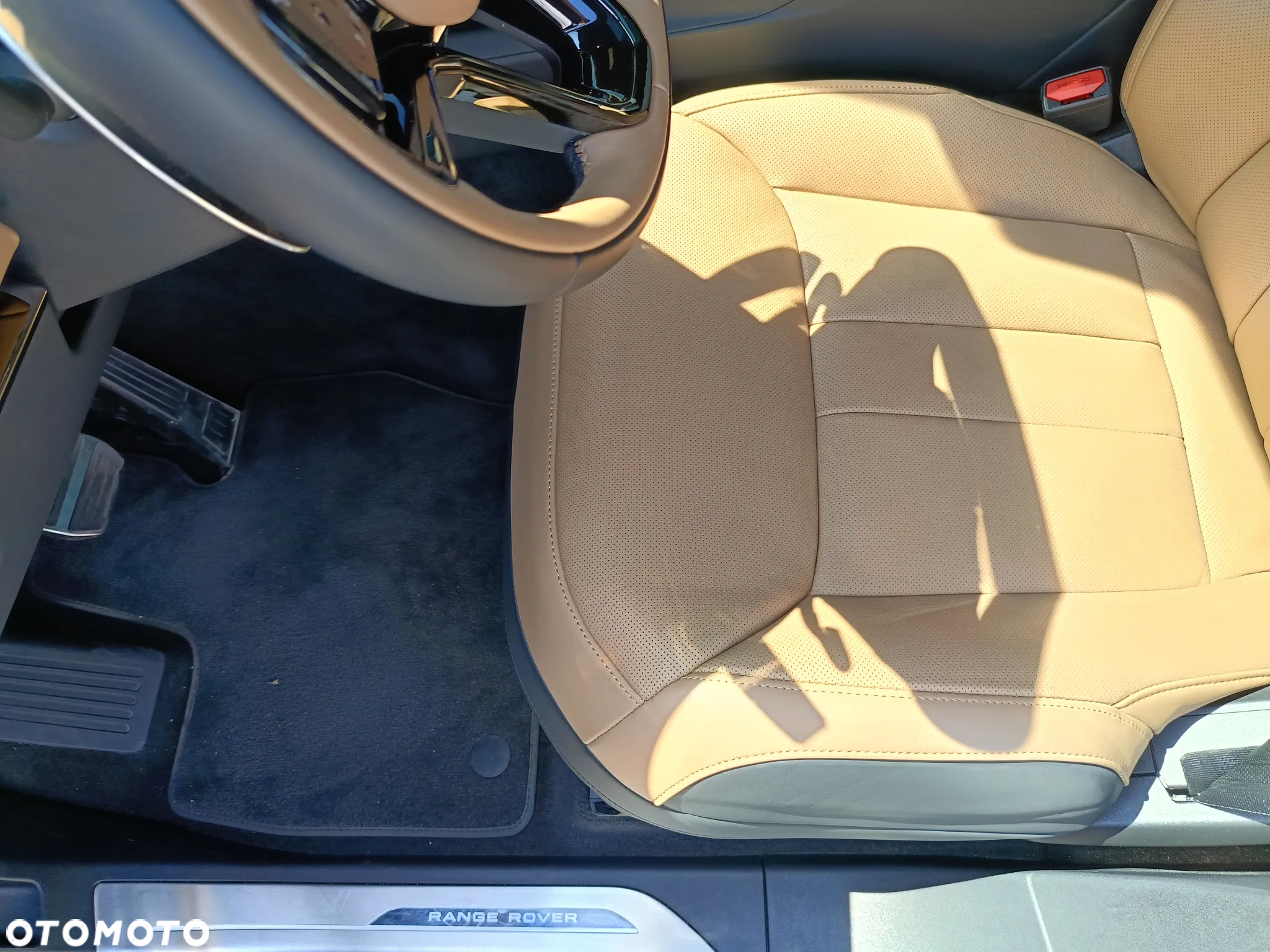 Land Rover Range Rover Sport - 24
