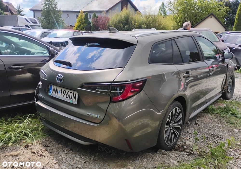 Toyota Corolla - 4