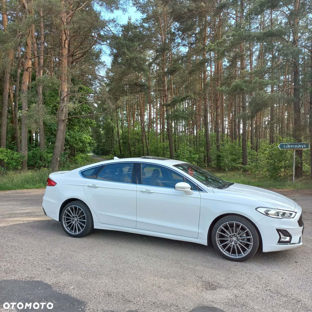 Ford Fusion - 14