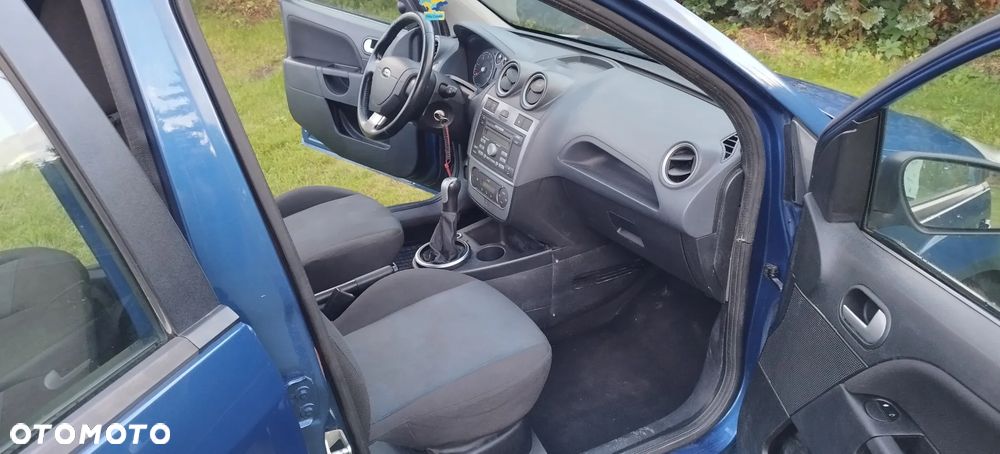 Ford Fiesta 1.4 TDCi Titanium - 13