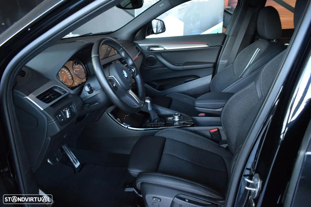 BMW X2 25 e xDrive X Pack M - 8
