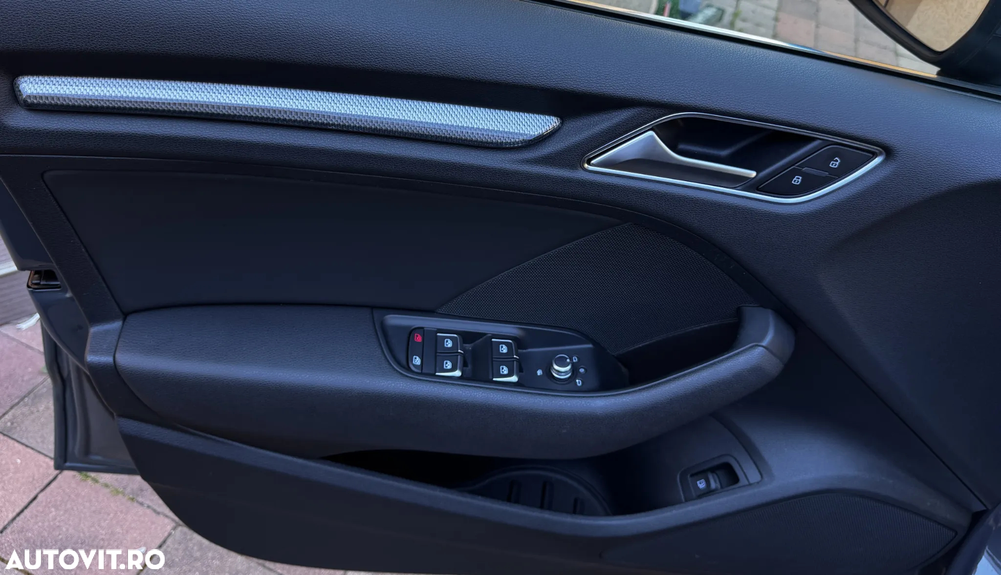 Audi A3 40 e-tron Sportback S tronic - 13