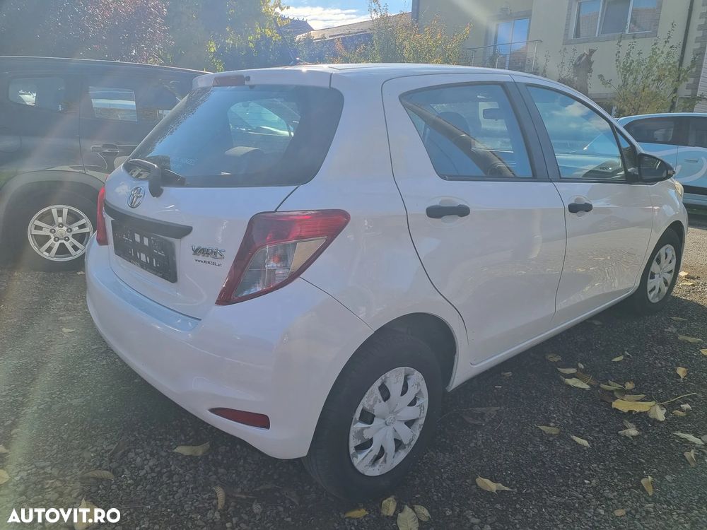 Toyota Yaris 1.0 VVT-i Life - 4