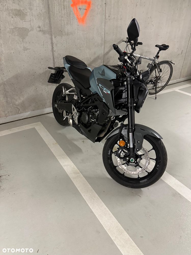 Honda CB - 7