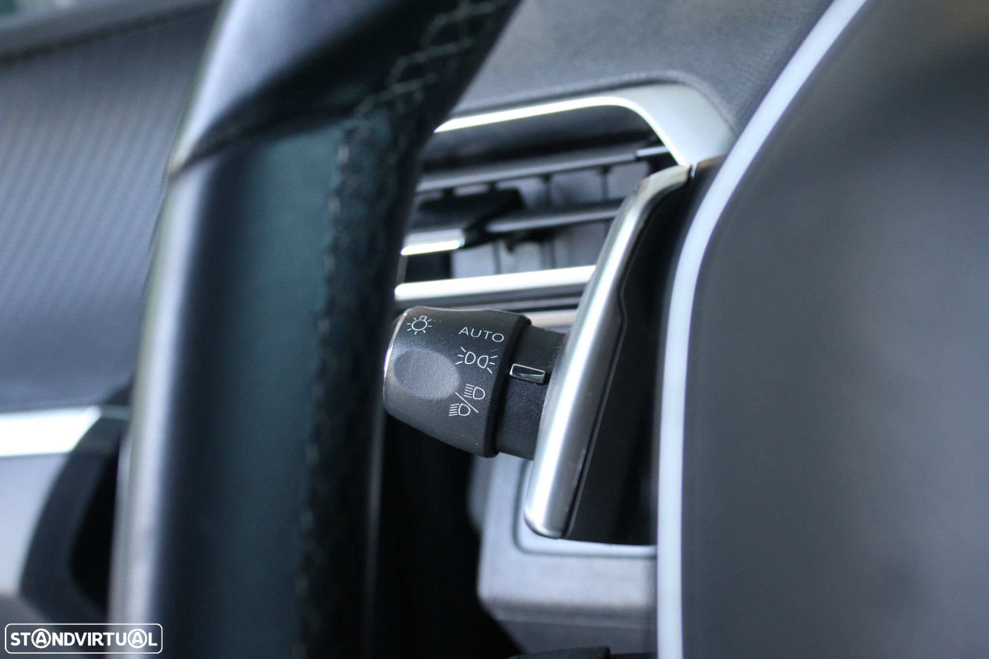 Peugeot 5008 1.2 PureTech Allure EAT8 - 27