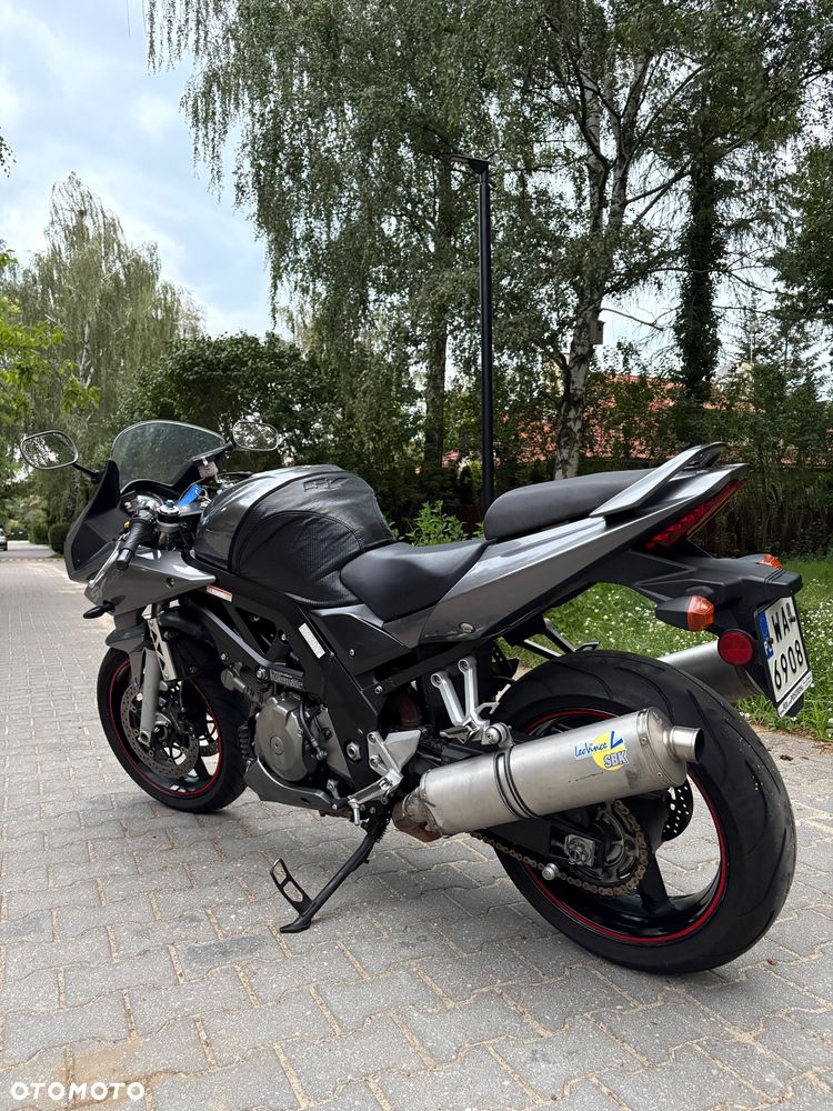 Suzuki SV - 4