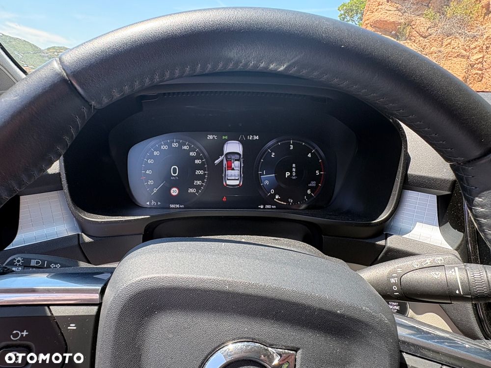 Volvo XC 40 - 19