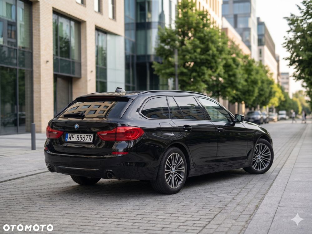 BMW Seria 5 520d xDrive Sport Line sport - 3