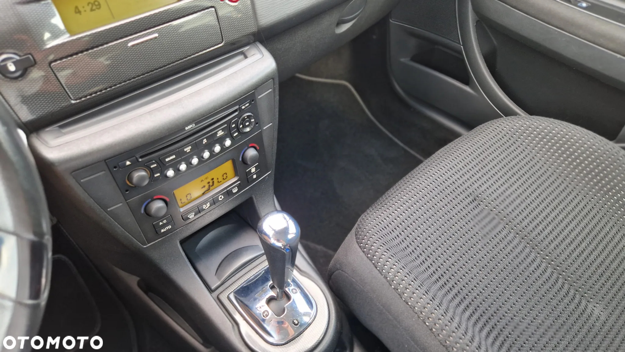 Citroën C4 1.6 HDi FAP EGS6 Exclusive - 10