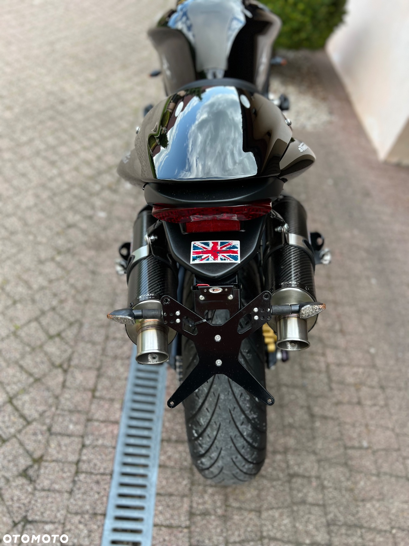 Triumph Street Triple - 28