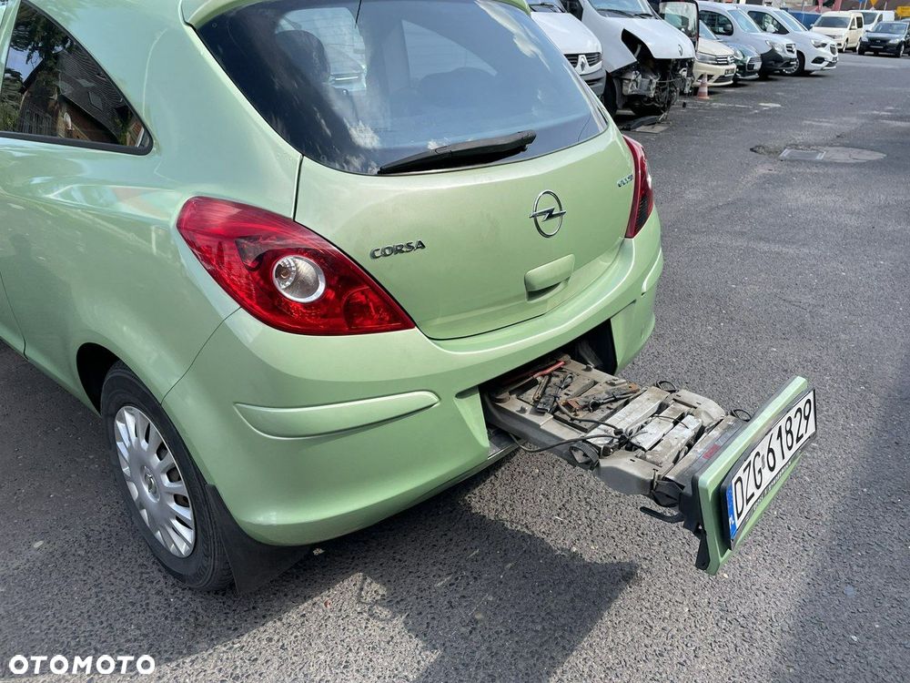 Opel Corsa - 11