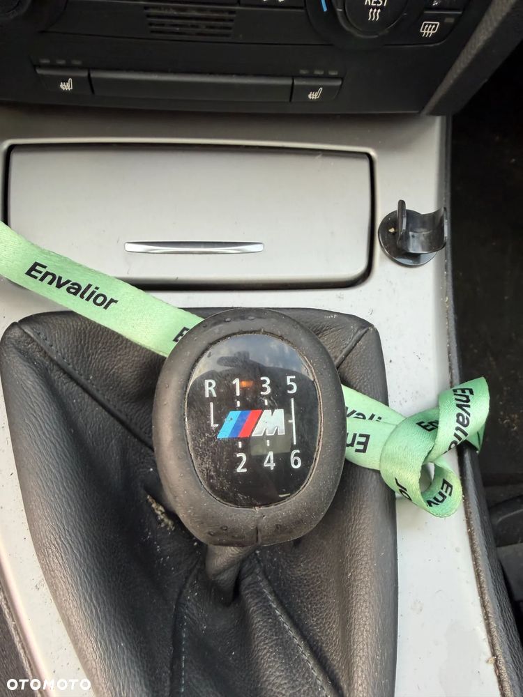 BMW Seria 3 318i - 11