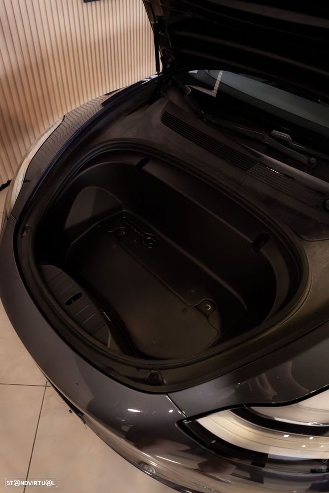 Tesla Model 3 Standard Range Plus RWD - 52
