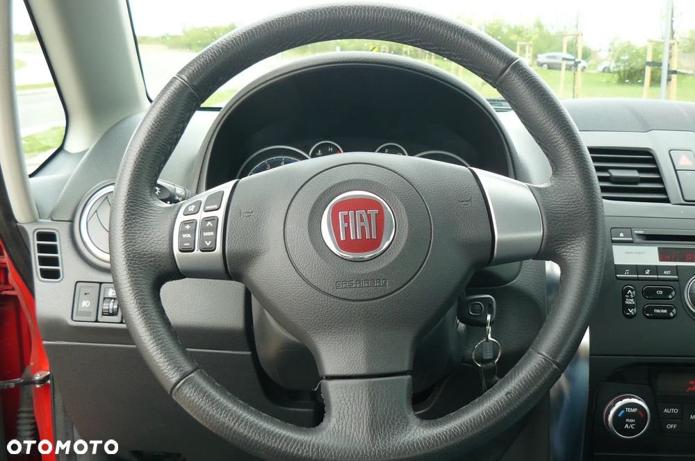 Fiat Sedici - 10