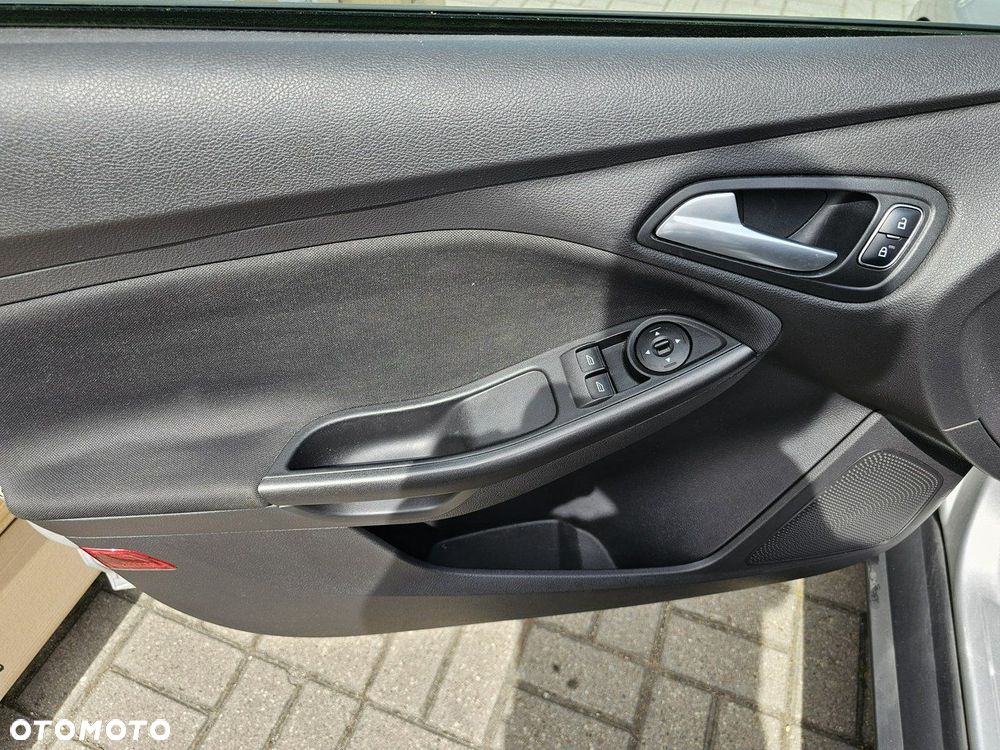Ford Focus 1.6 TDCi Gold X - 24