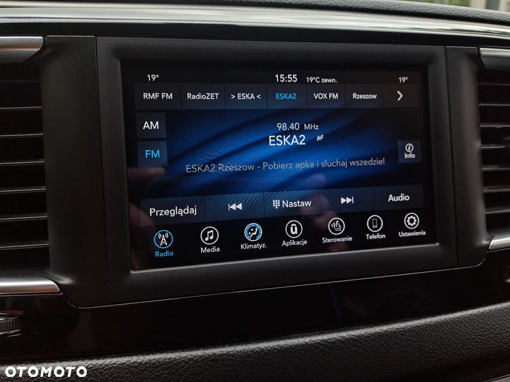 Chrysler Pacifica - 13