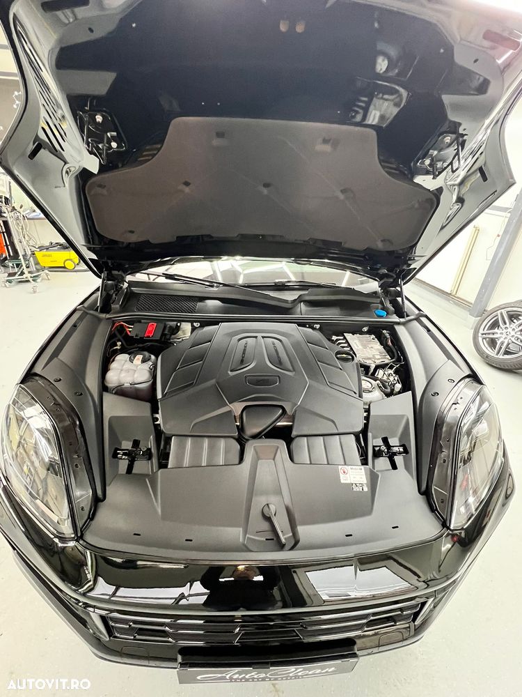 Porsche Cayenne Tiptronic S Black Edition - 13