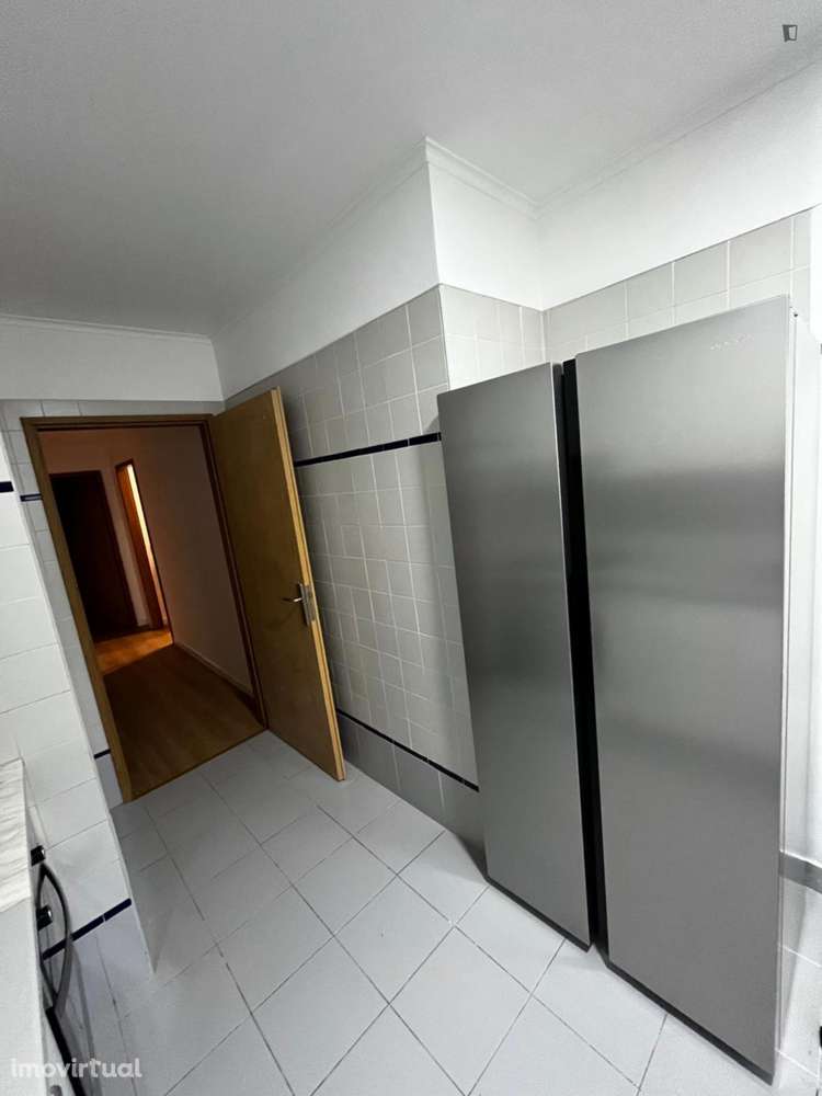 Quarto - localizado em Lumiar Lisbon - Grande imagem: 3/6