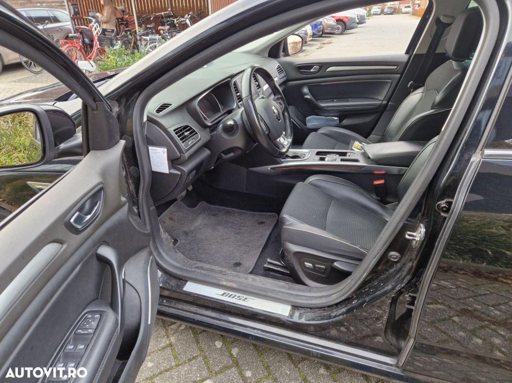 Renault Megane ENERGY TCe 130 EDC BOSE EDITION - 18