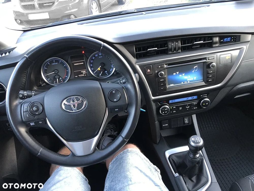 Toyota Auris 1.6 Comfort - 7