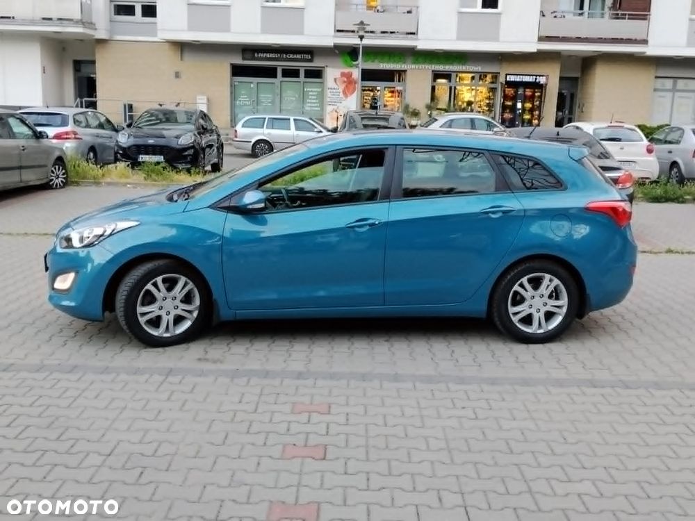 Hyundai i30 blue 1.6 GDI YES Gold - 8