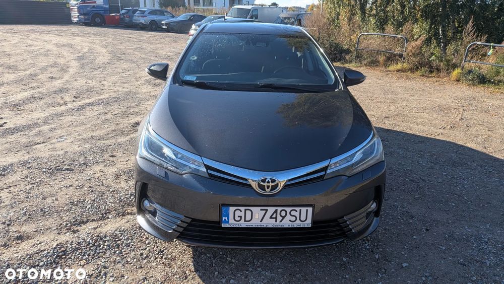 Toyota Corolla - 6