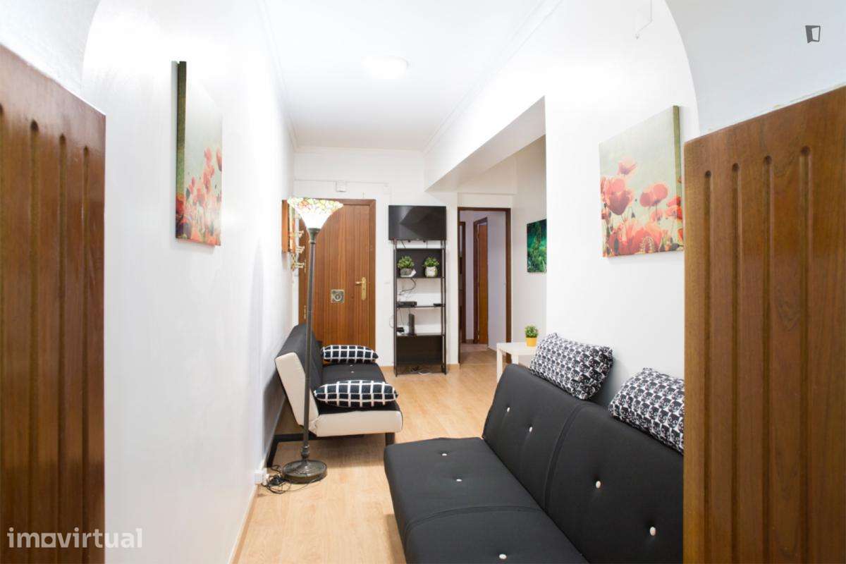 Quarto - localizado em Pontinha Lisbon - Grande imagem: 5/15