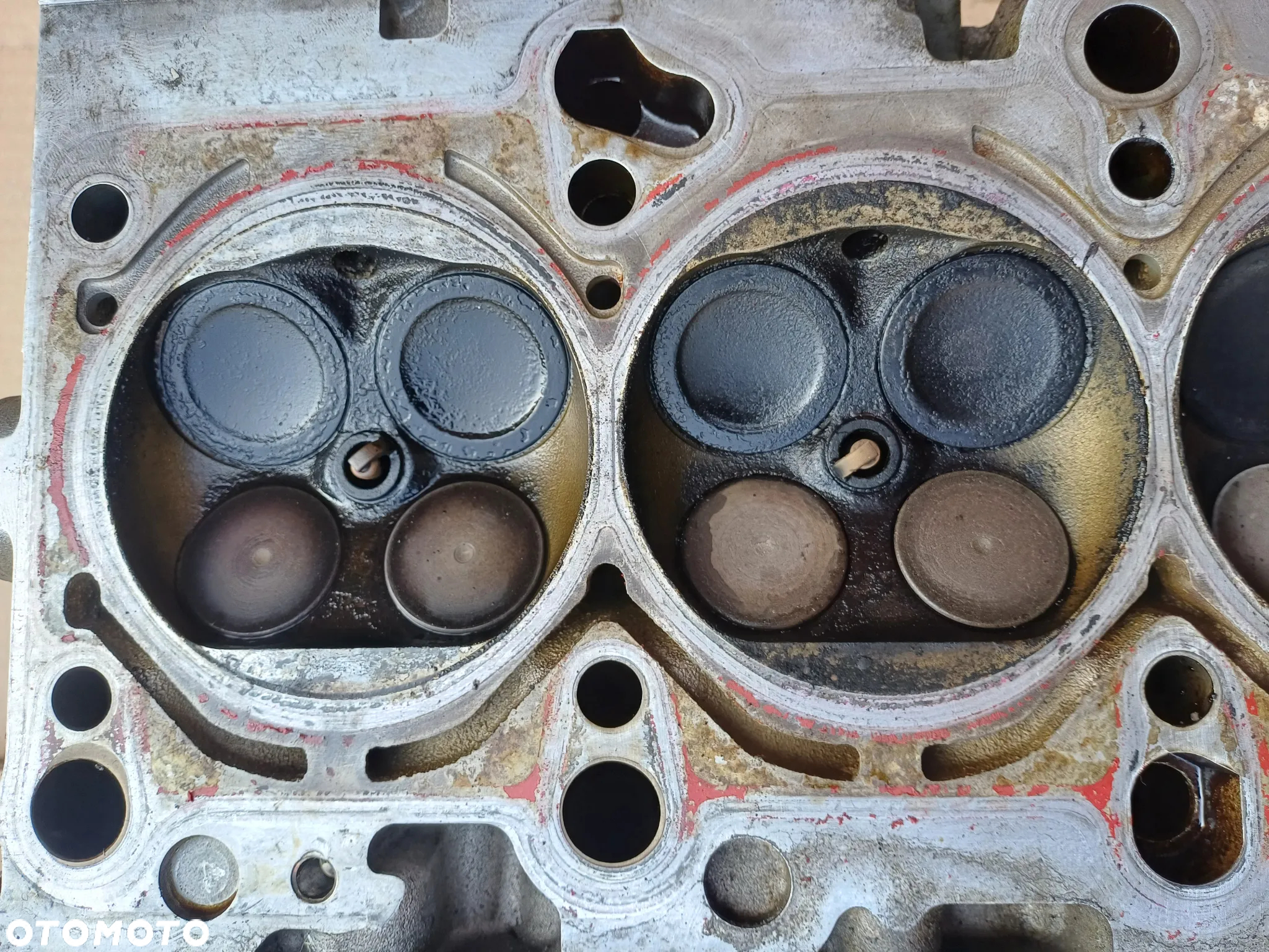 Głowica 06F103373 2.0 TFSI AXX wałki - 4