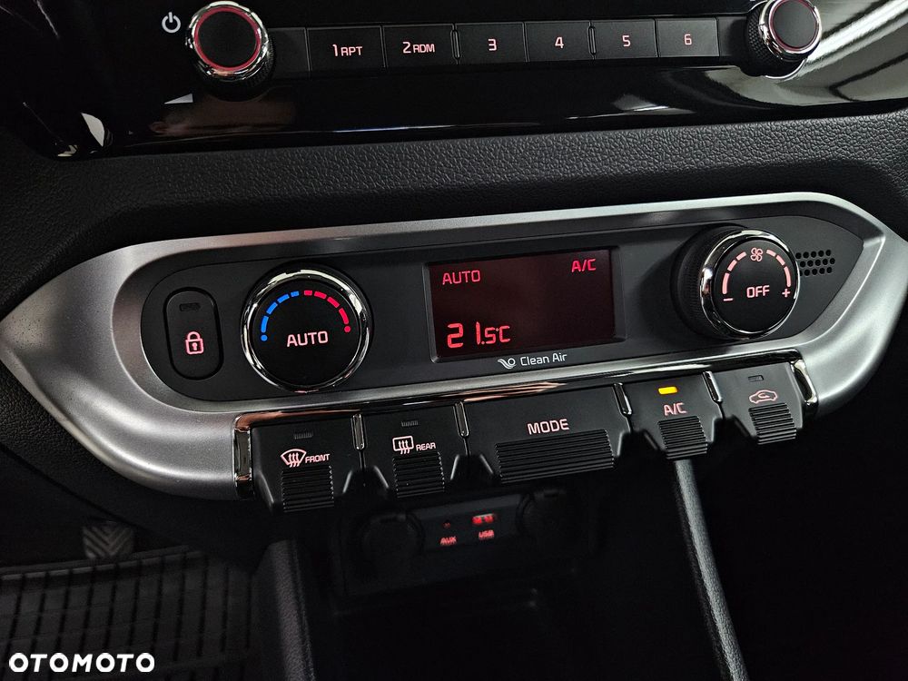 Kia Rio 1.2 L - 26