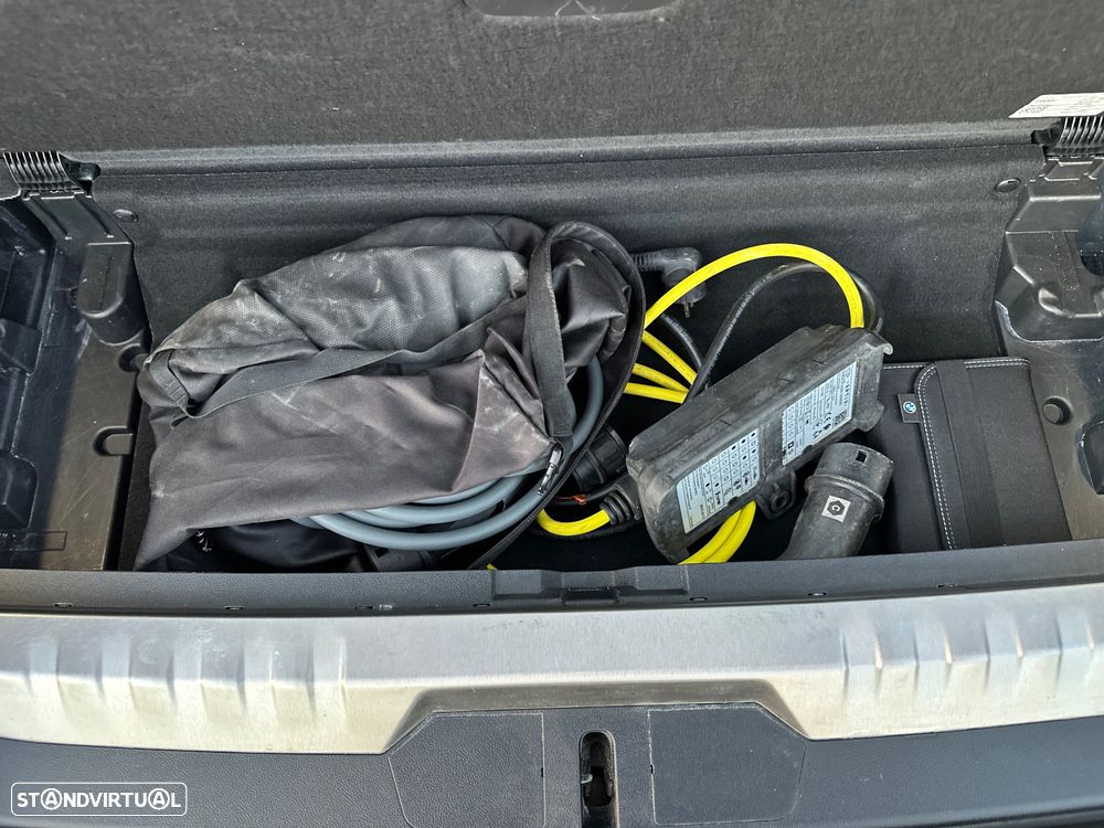 BMW 330 e Touring xDrive Aut. Advantage - 44