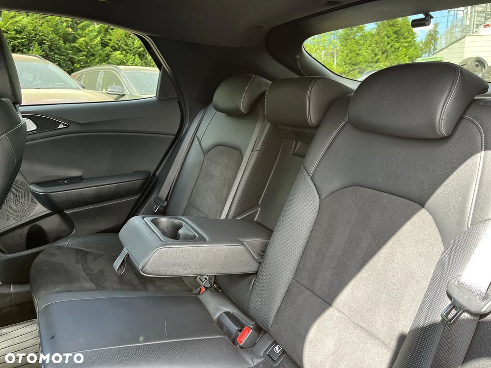 Kia XCeed 1.5 T-GDI Prestige Line DCT - 16