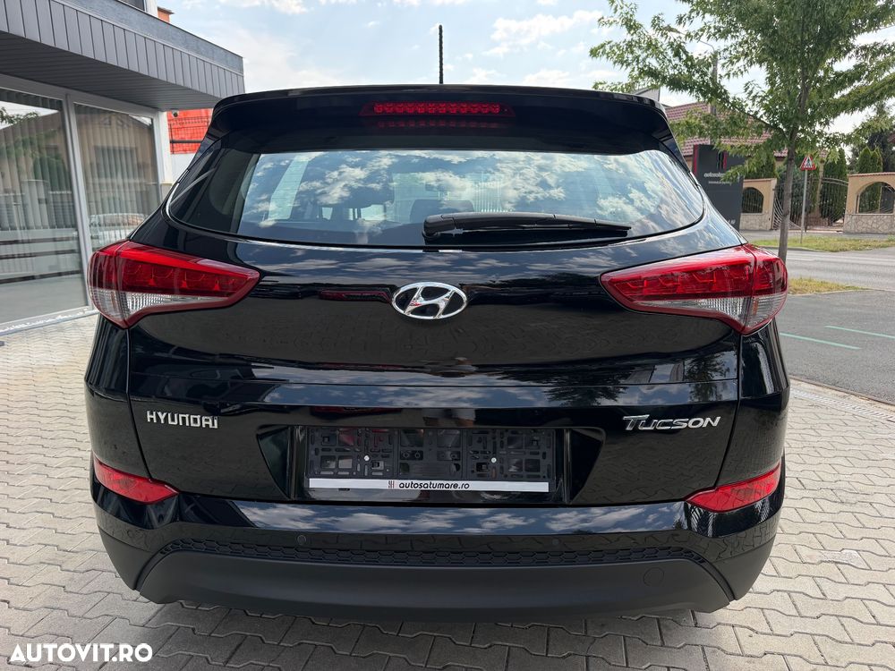 Hyundai Tucson blue 1.7 CRDi 2WD Trend - 10